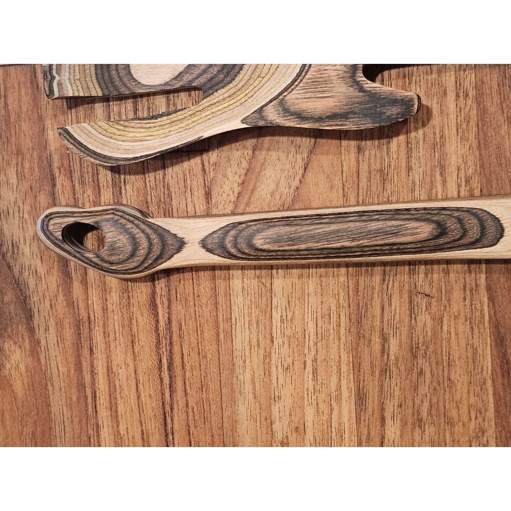 Island Bamboo Guitar Salad Hands - Picture 7 of 7